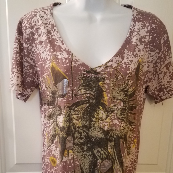 V neck graphic T shirt - Picture 1 of 5